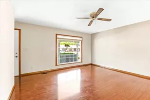1614 Monroe St, Onalaska, WI 54650 - Photo 7