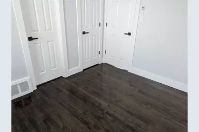 3130 S Clement Ave, Milwaukee, WI 53207 - Photo 9
