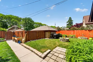 3261 S Logan Ave, Milwaukee, WI 53207 - Photo 23