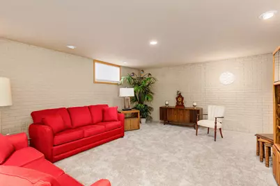 W173N7932  Bluejay Ct, Menomonee Falls, WI 53051 - Photo 35