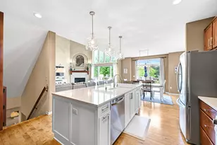 W218N5455 Taylors Woods Dr, Menomonee Falls, WI 53051 - Photo 7