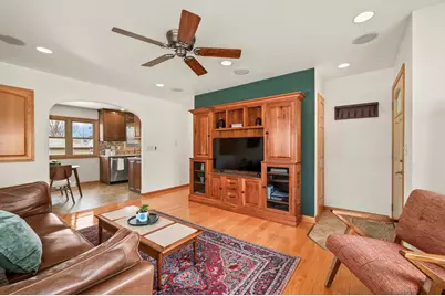 4404 S 63rd St, Greenfield, WI 53220 - Photo 3