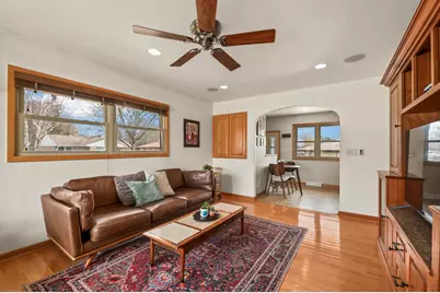 4404 S 63rd St, Greenfield, WI 53220 - Photo 5