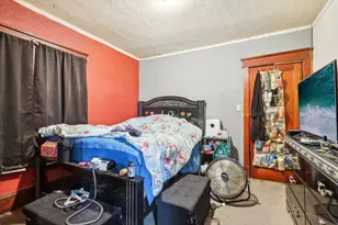 3068 N 34th St, Milwaukee, WI 53210 - Photo 11