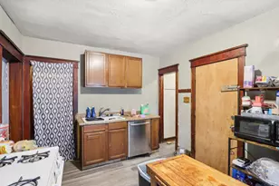 3068 N 34th St, Milwaukee, WI 53210 - Photo 9