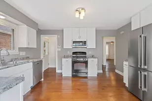 2814 N 80th St, Milwaukee, WI 53222 - Photo 5