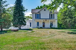 2613 Baumgartner Dr, Campbell, WI 54603 - Photo 1