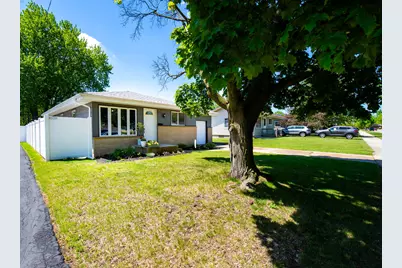 5331  Marboro Dr, Racine, WI 53406 - Photo 3