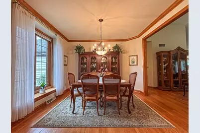 N22W26746  Shooting Star Rd, Pewaukee, WI 53072 - Photo 9
