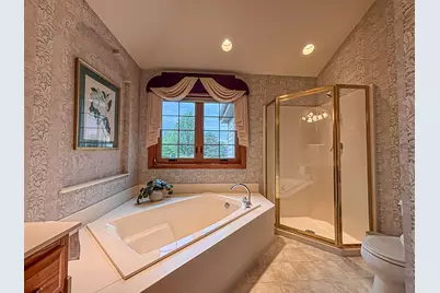N22W26746  Shooting Star Rd, Pewaukee, WI 53072 - Photo 29