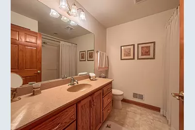 N22W26746  Shooting Star Rd, Pewaukee, WI 53072 - Photo 23