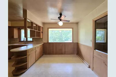 3245 N 129th St, Brookfield, WI 53005 - Photo 7