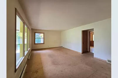 3245 N 129th St, Brookfield, WI 53005 - Photo 11