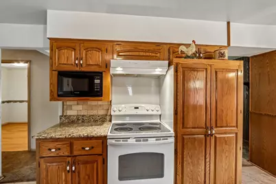4369 S Nicholson Ave, Saint Francis, WI 53235 - Photo 15