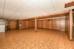 1900 N 166th St, Brookfield, WI 53005 - Photo 31