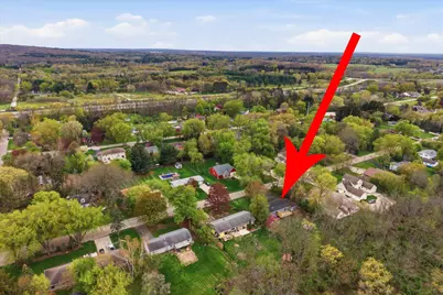1015 W Devonshire Rd, Delafield, WI 53018 - Photo 53