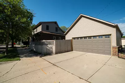 7900 W Townsend St, Milwaukee, WI 53222 - Photo 47