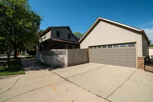 7900 W Townsend St, Milwaukee, WI 53222 - Photo 47