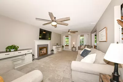 S79W15547  Foxboro Pl, Muskego, WI 53150 - Photo 7