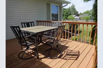 406  Prairie Hill Way, Racine, WI 53185 - Photo 19
