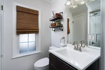 2131 N 91st St, Wauwatosa, WI 53226 - Photo 33