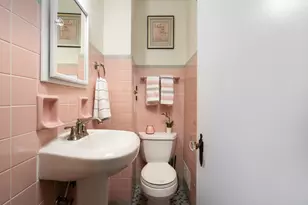 2131 N 91st St, Wauwatosa, WI 53226 - Photo 27