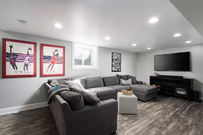 2131 N 91st St, Wauwatosa, WI 53226 - Photo 35