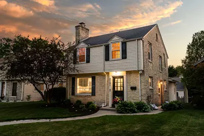 2131 N 91st St, Wauwatosa, WI 53226 - Photo 3