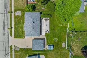 110 Highland Dr, Grafton, WI 53024 - Photo 37