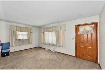 4808 S 24th St, Milwaukee, WI 53221 - Photo 5