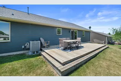 230  Thurow Dr, Oconomowoc, WI 53066 - Photo 23