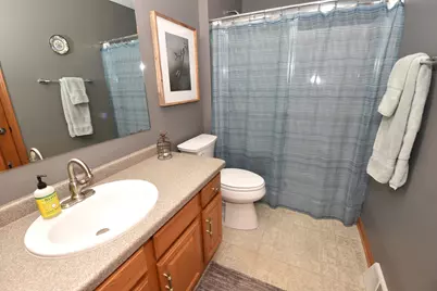 3326  Emmertsen Rd, Racine, WI 53406 - Photo 29