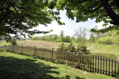 3326  Emmertsen Rd, Racine, WI 53406 - Photo 45