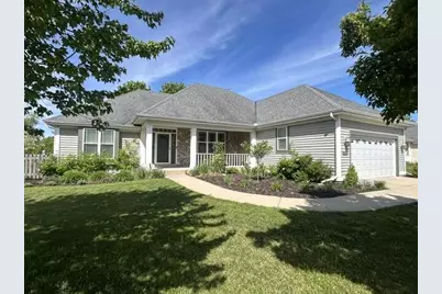 3326  Emmertsen Rd, Racine, WI 53406 - Photo 1