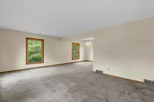 17645 Wexford Ct, Brookfield, WI 53045 - Photo 7
