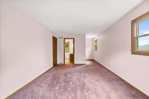 17645 Wexford Ct, Brookfield, WI 53045 - Photo 23