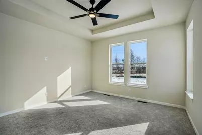 9628 S Sophia Ct, Franklin, WI 53132 - Photo 13