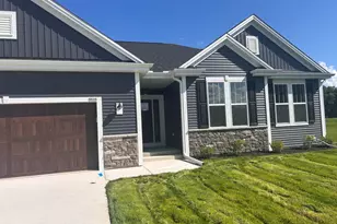 9628 S Sophia Ct, Franklin, WI 53132 - Photo 3