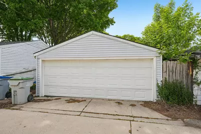 2822 S Burrell St, Milwaukee, WI 53207 - Photo 31