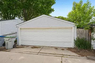 2822 S Burrell St, Milwaukee, WI 53207 - Photo 31