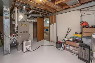 3600 N 100th St, Milwaukee, WI 53222 - Photo 23