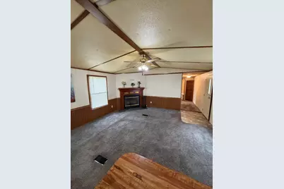 755 N Tratt St #143, Whitewater, WI 53190 - Photo 5