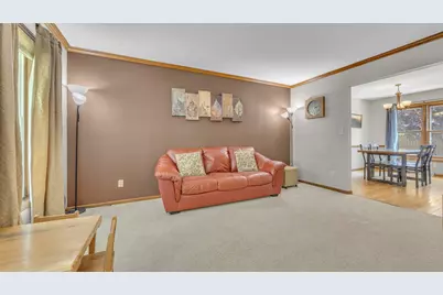 87  Eastbrook Ln, Fond du Lac, WI 54935 - Photo 3