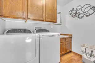 87 Eastbrook Ln, Fond du Lac, WI 54935 - Photo 19