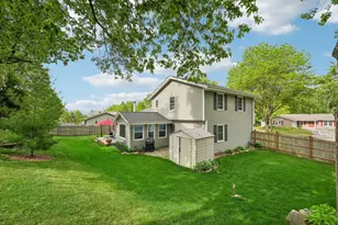 1009 Canterbury Ln, Waukesha, WI 53188 - Photo 47