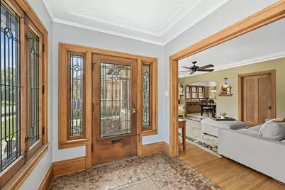 2439  Lefeber Ave, Wauwatosa, WI 53213 - Photo 3