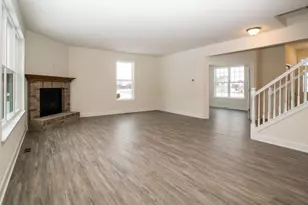 411 Kensington Ct, Williams Bay, WI 53191 - Photo 5