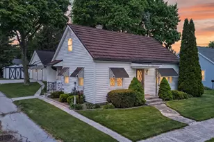 2015 Vanburen St, New Holstein, WI 53061 - Photo 25