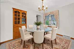 2015 Vanburen St, New Holstein, WI 53061 - Photo 7