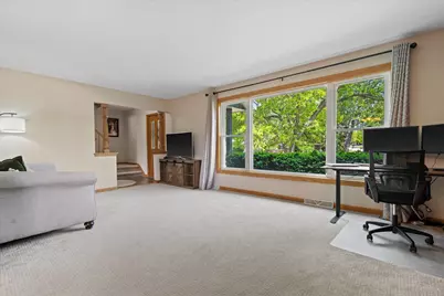 12455 W Ohio Dr, New Berlin, WI 53151 - Photo 3
